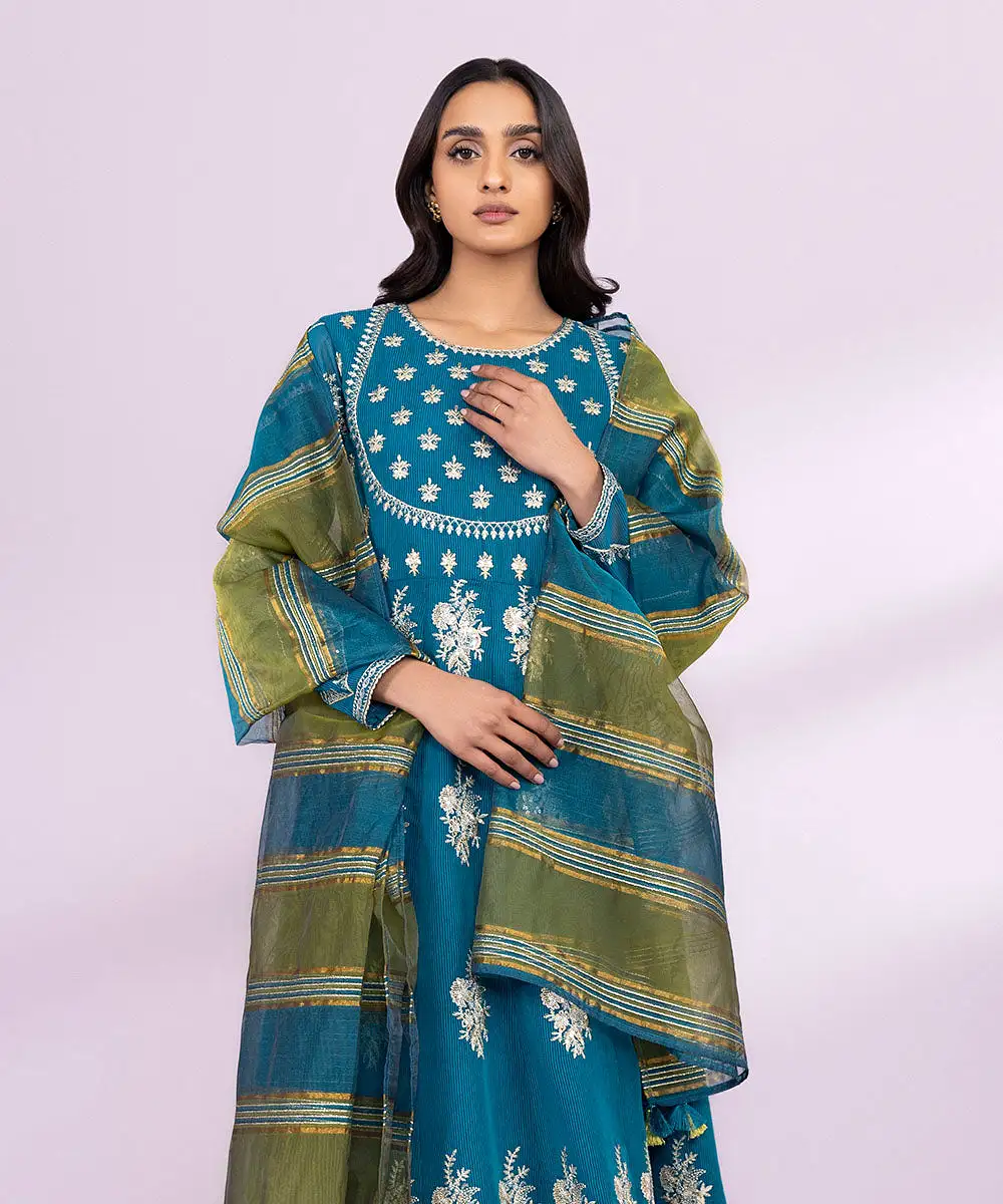 3 Piece - Embroidered Karandi Suit