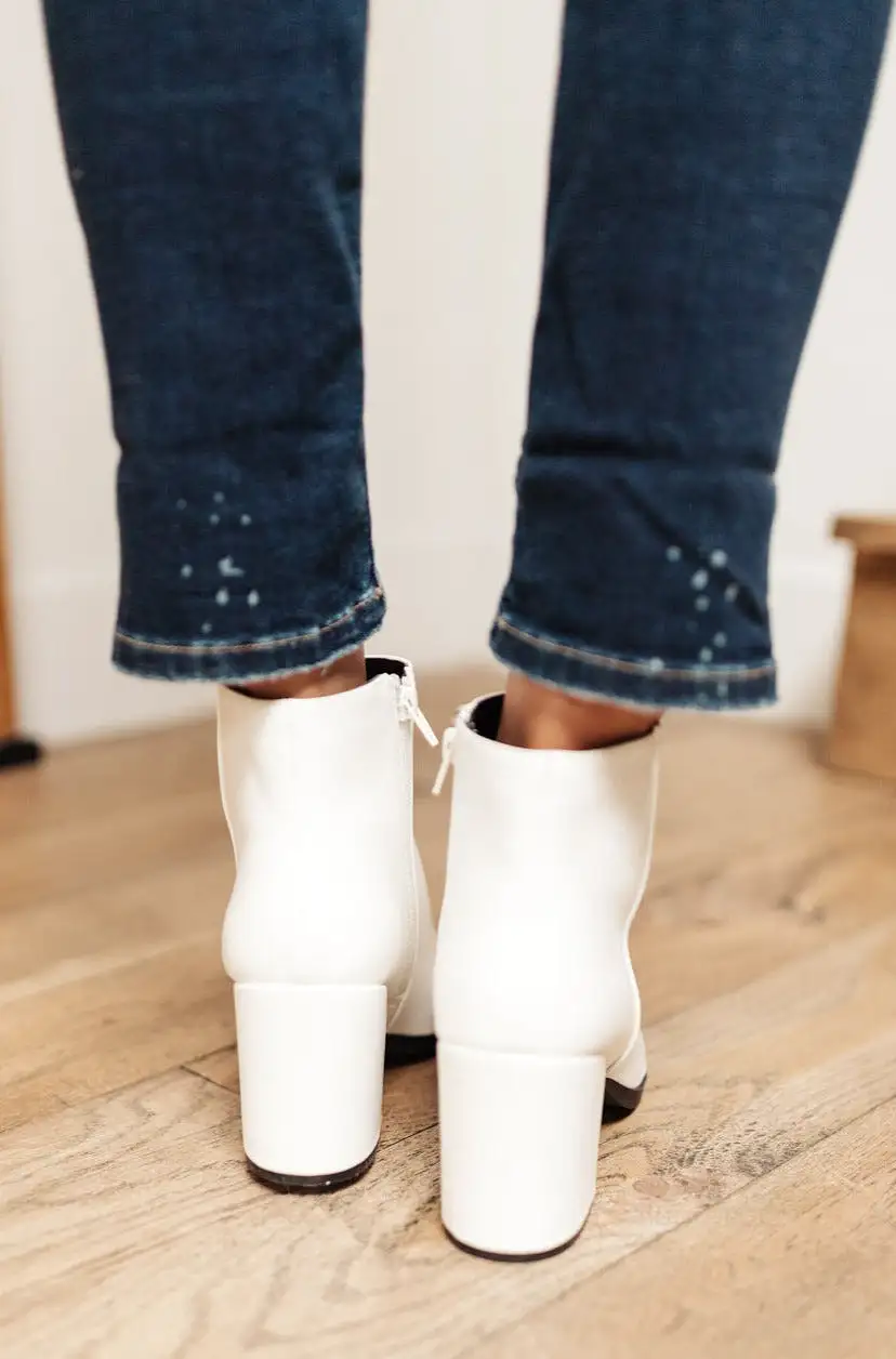 Amari Ankle Boots in White