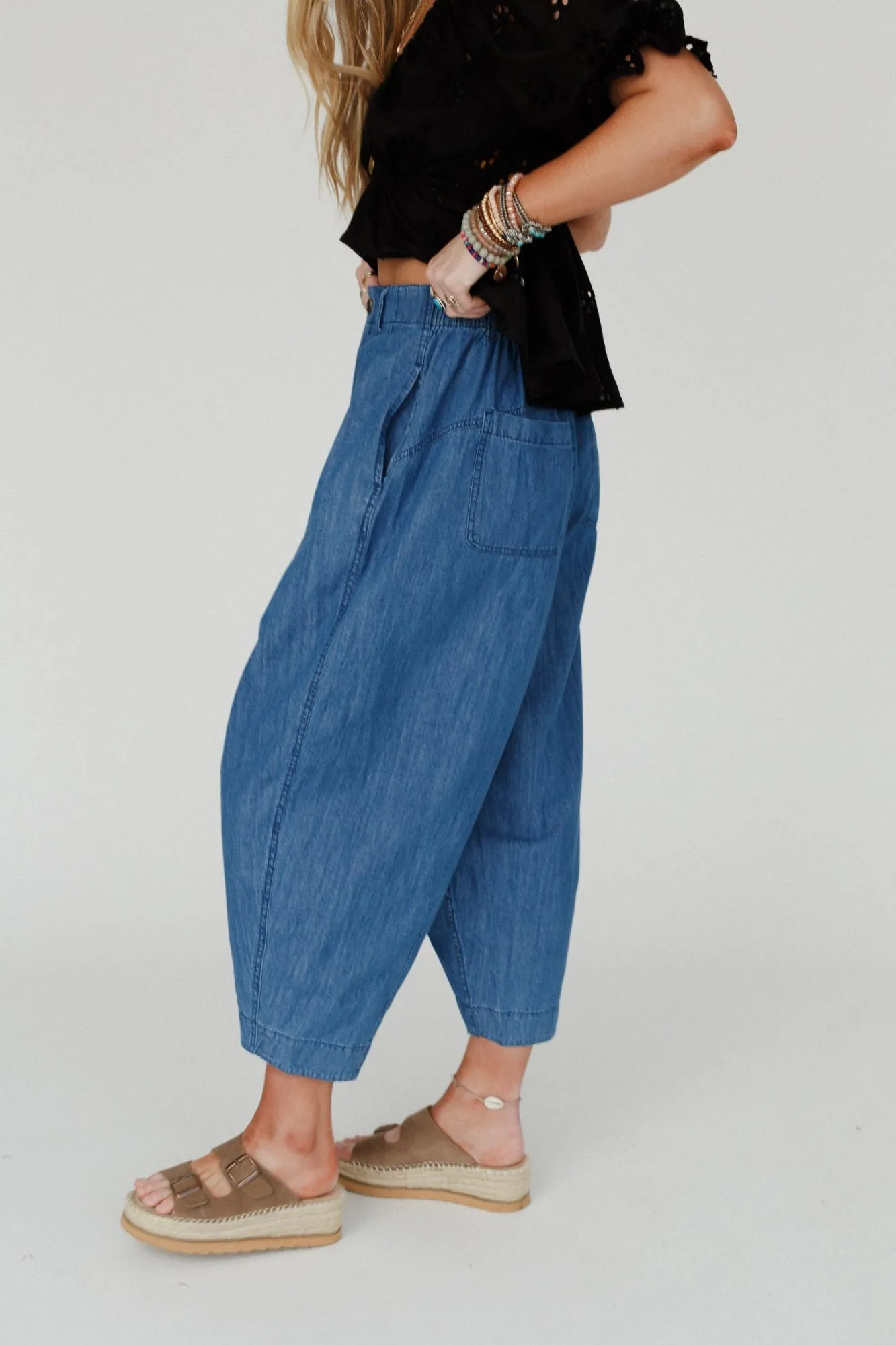 Cool Touch Pleated Pants - Denim