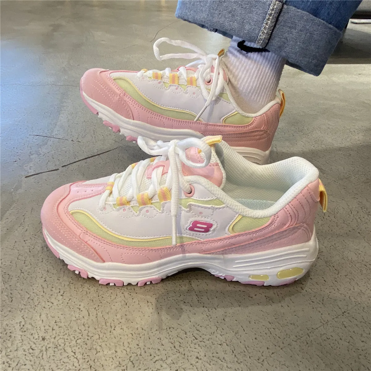 Cute Sneakers - Kimi