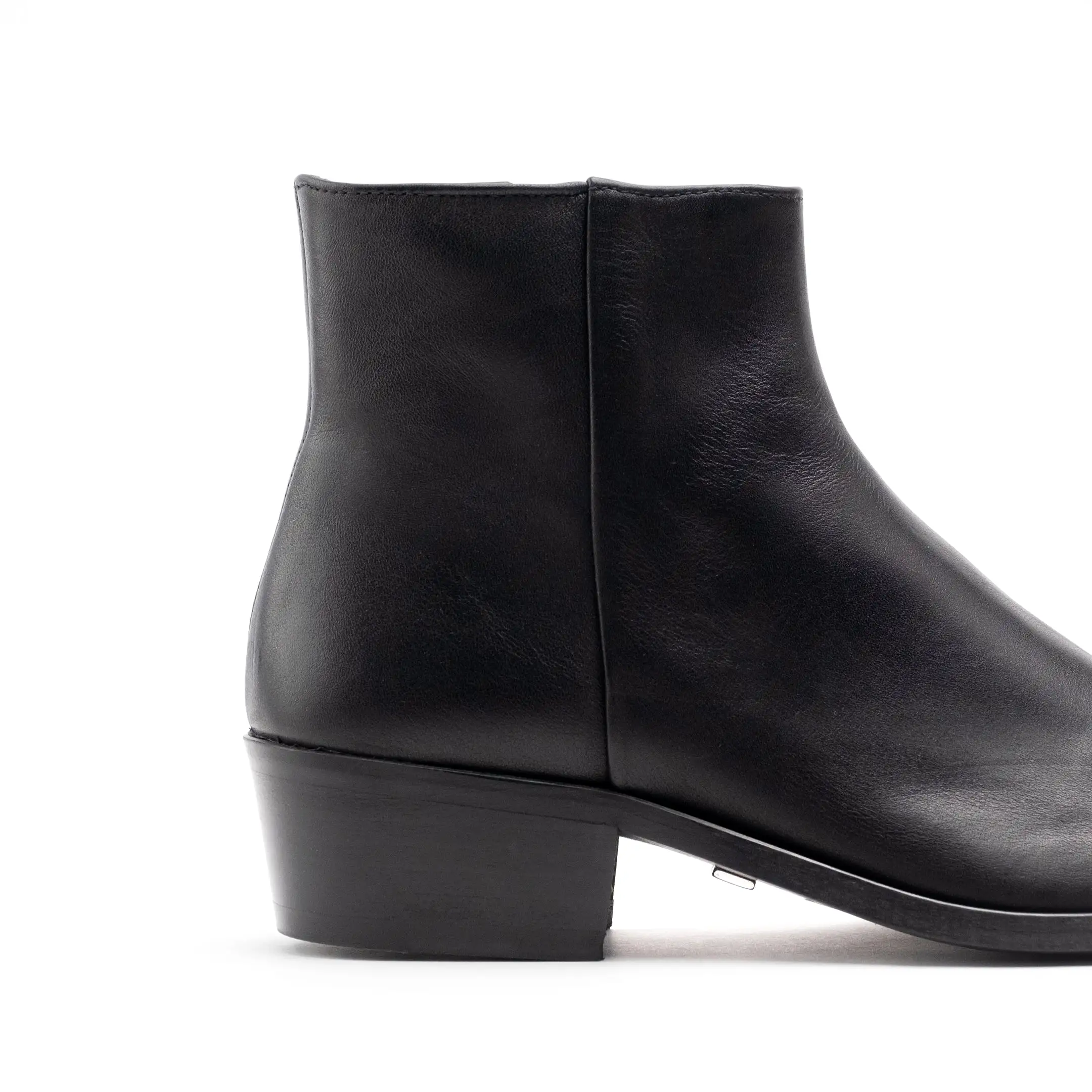 Hoxton Low Cuban Heel Zip Up Boot