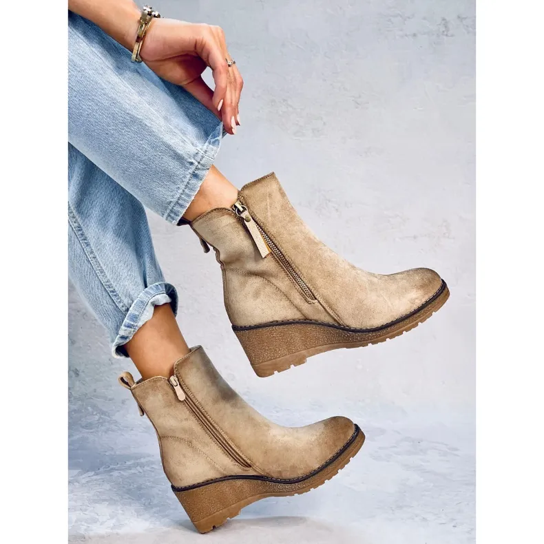 Meyer Beige wedge boots