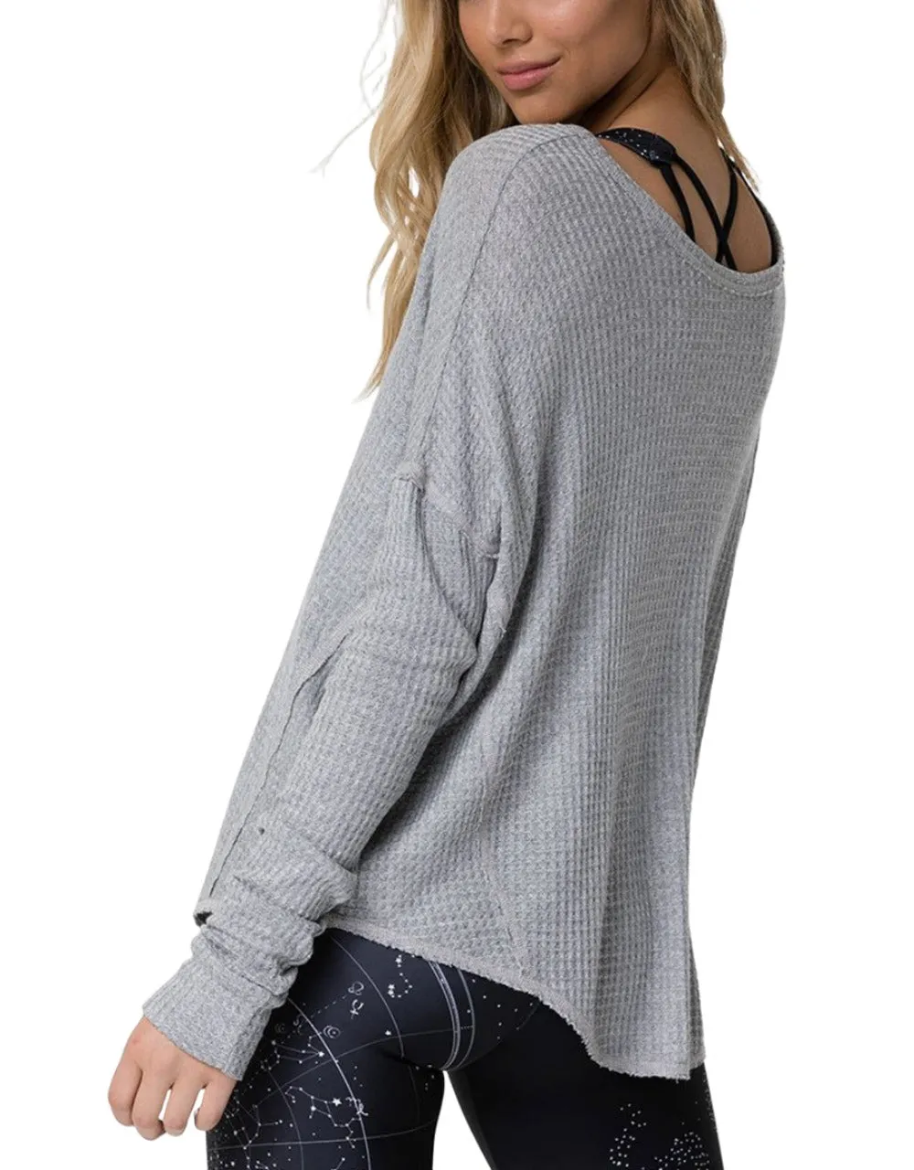 Onzie Raglan Pullover Top 3758