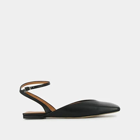 Open side ballet flat in black leather