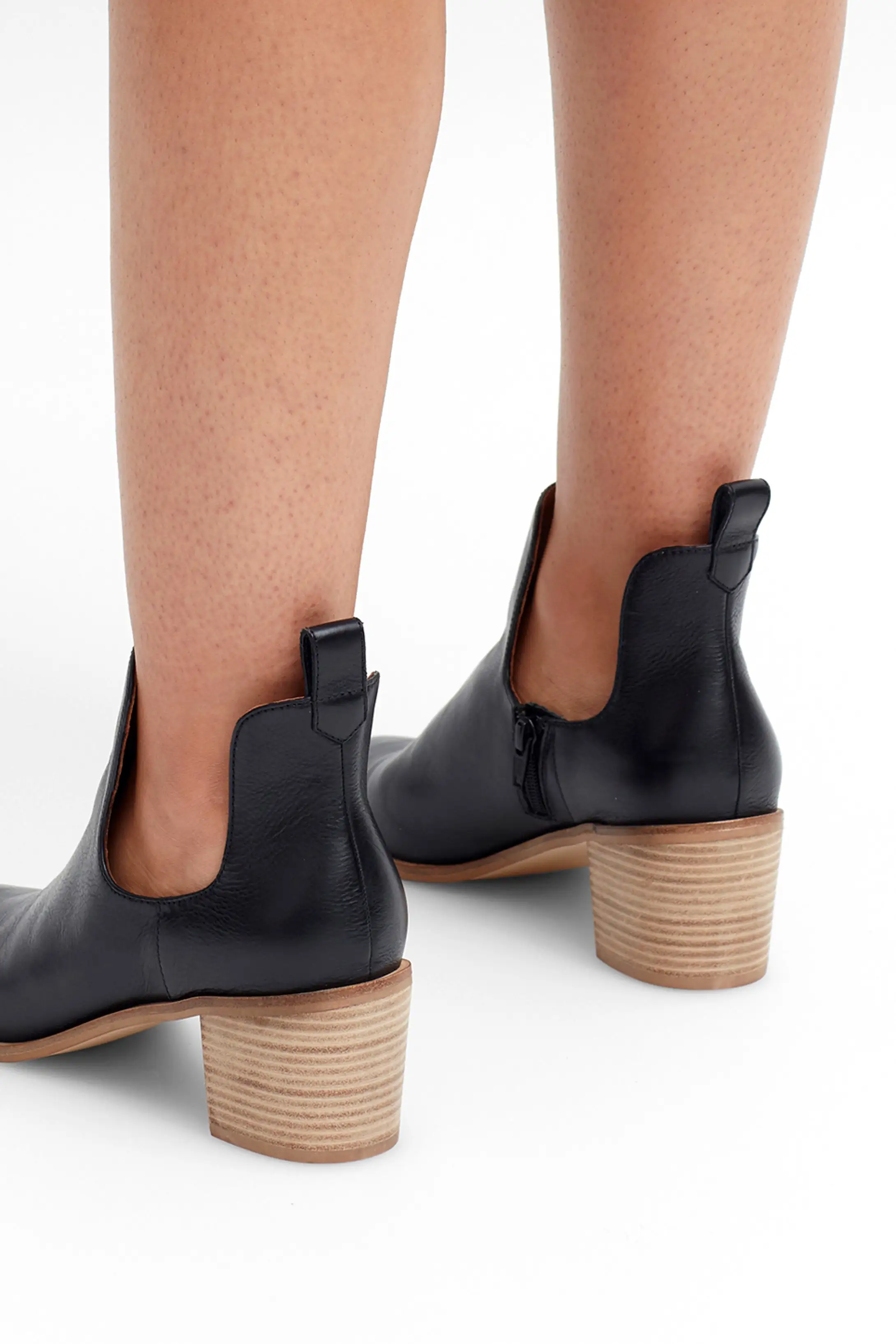 Valla Cut Out Boot